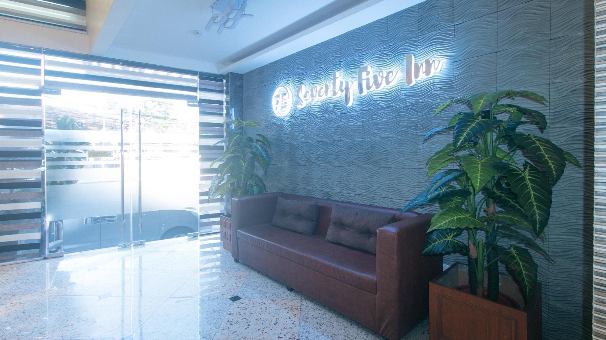 Reddoorz Plus At Seventy Five Inn Near Manila Airport Paranaque City Esterno foto