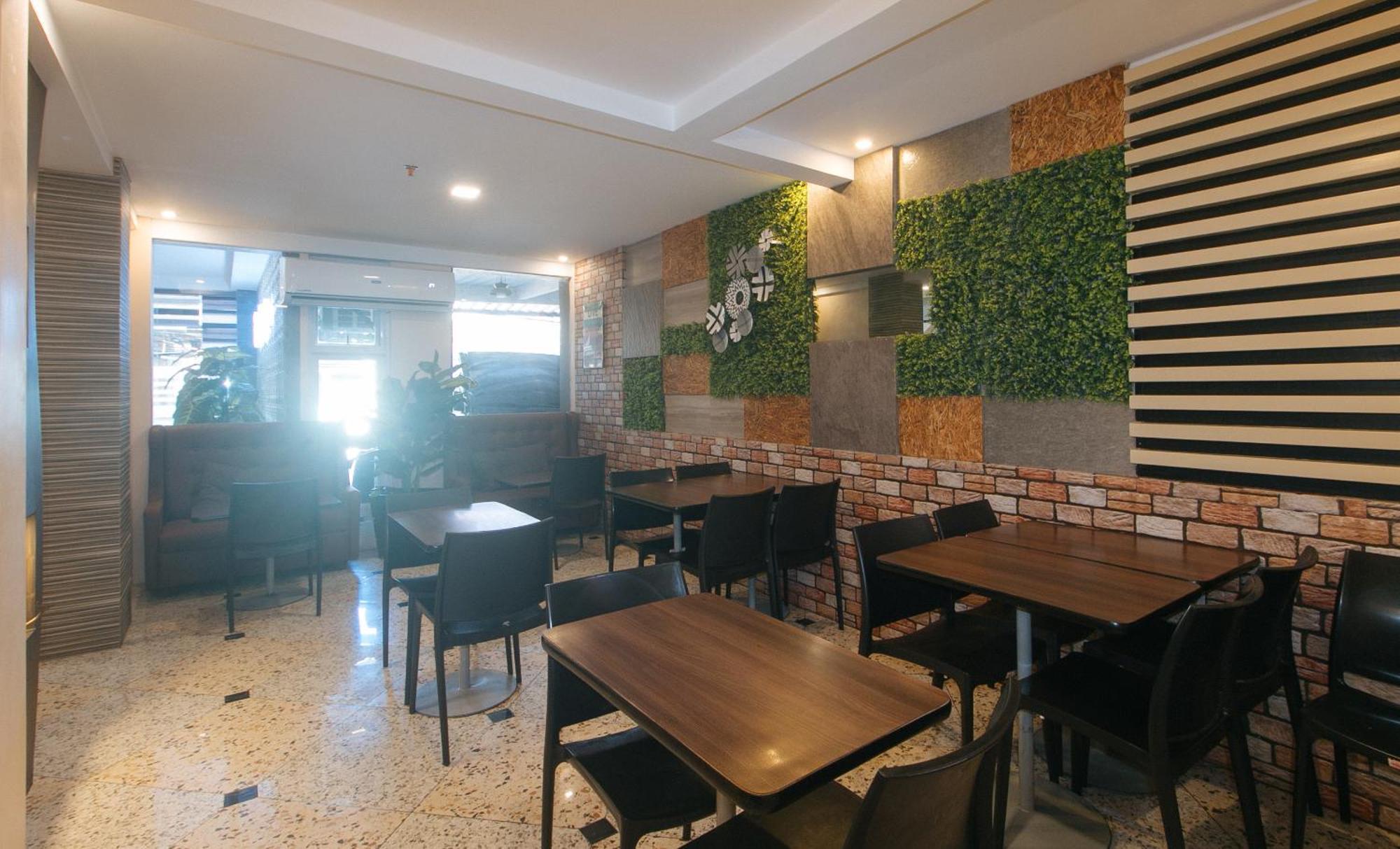 Reddoorz Plus At Seventy Five Inn Near Manila Airport Paranaque City Esterno foto