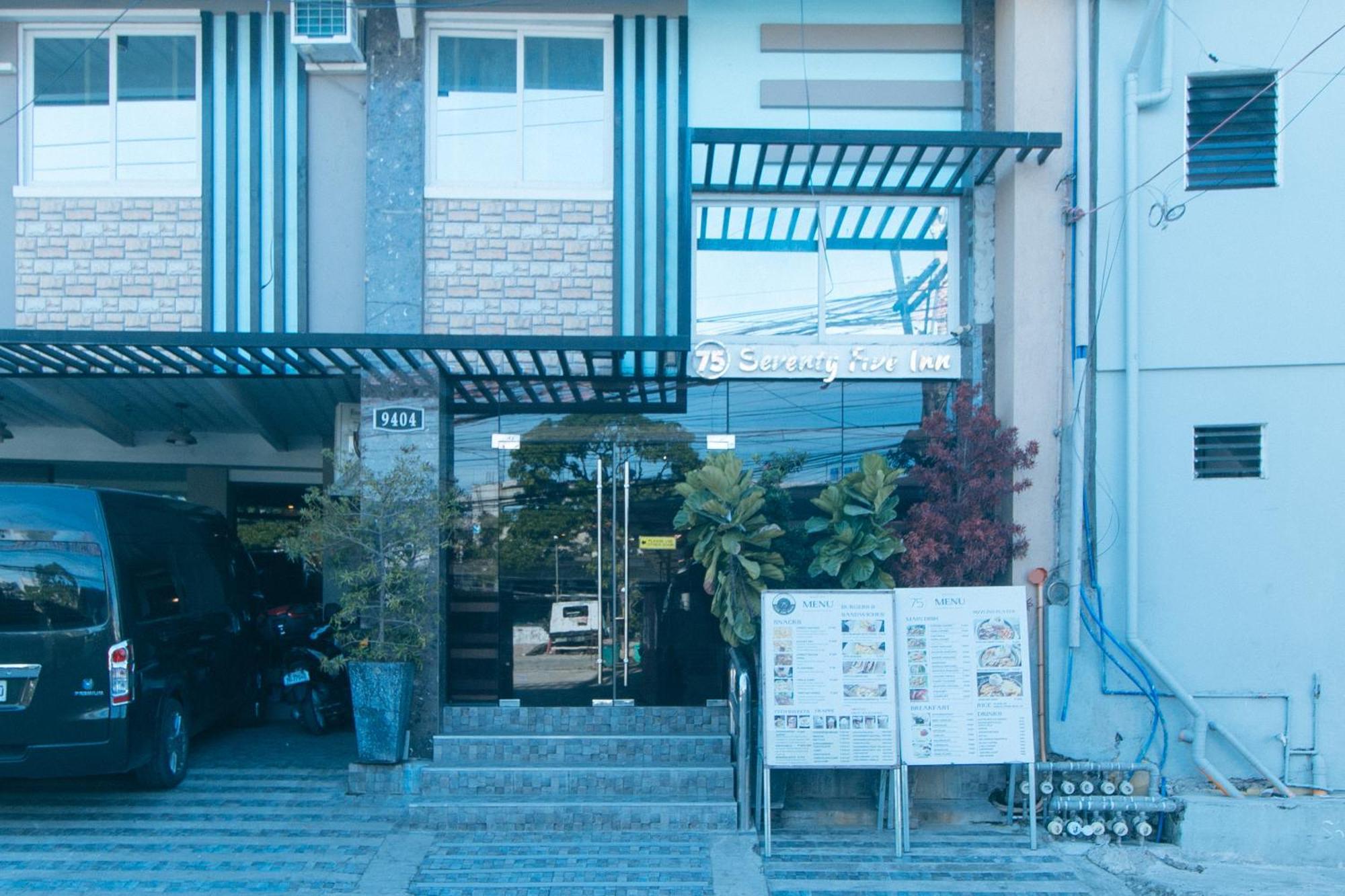 Reddoorz Plus At Seventy Five Inn Near Manila Airport Paranaque City Esterno foto
